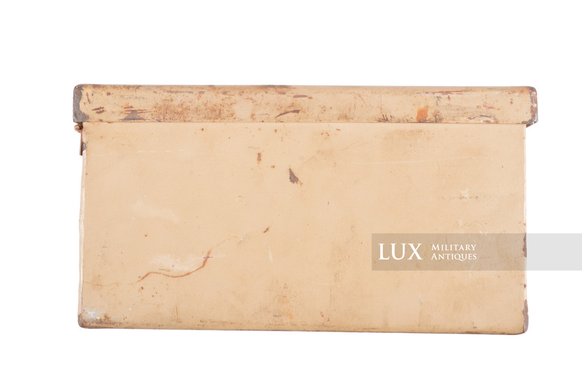 Late-war metal medics first aid box, « Verbandkasten » - photo 15