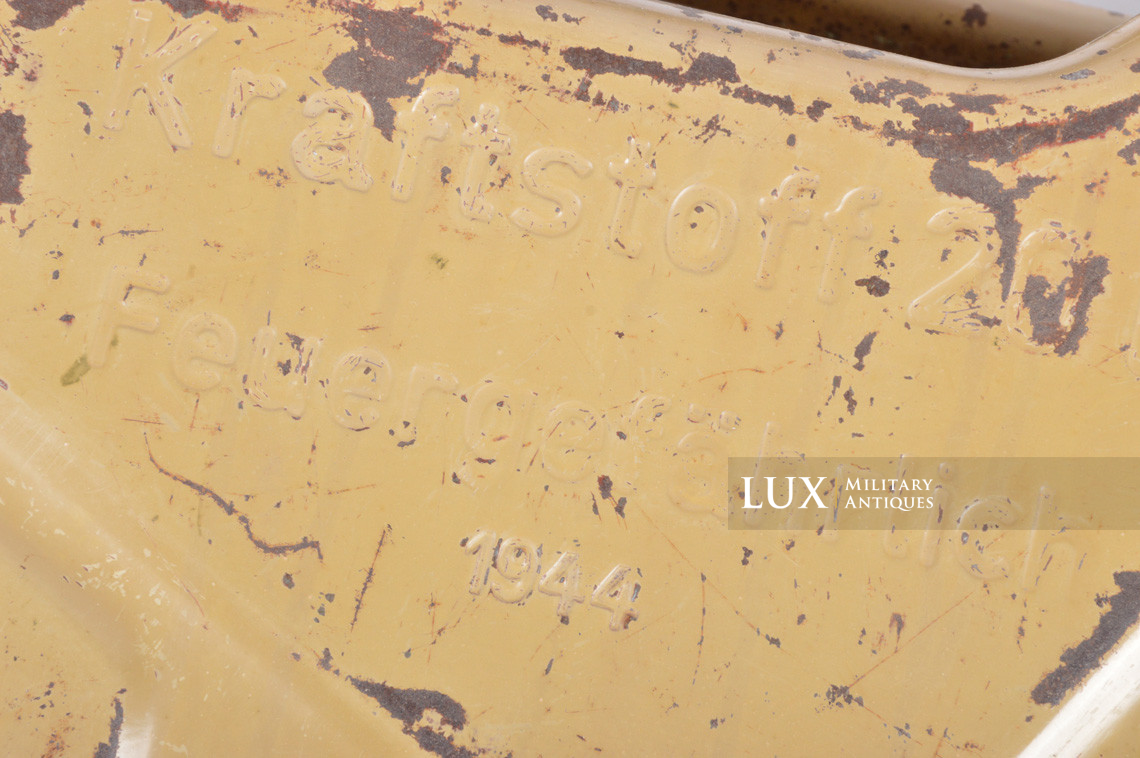 Late war German jerrycan, « 1944 » - photo 8