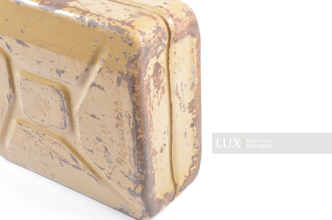 Late war German jerrycan, « 1944 » - photo 17