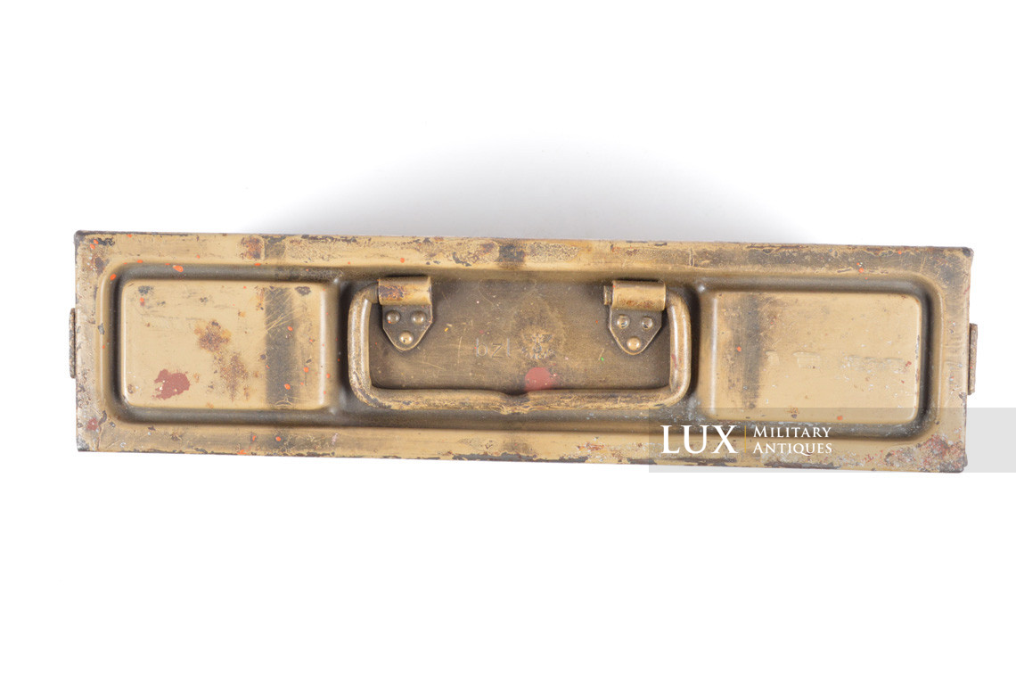 Late-war MG34/42 ammunition case, « bzl » - photo 11