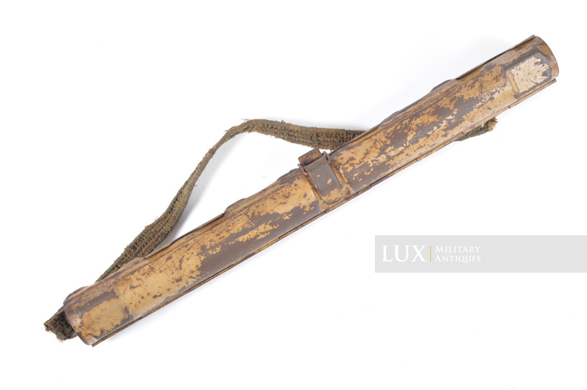 German MG42 spare barrel carrier with « Ersatz » carrying strap - photo 4
