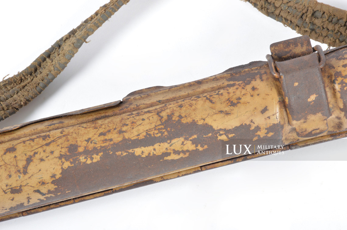 German MG42 spare barrel carrier with « Ersatz » carrying strap - photo 8