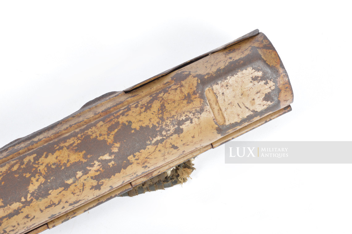 German MG42 spare barrel carrier with « Ersatz » carrying strap - photo 10