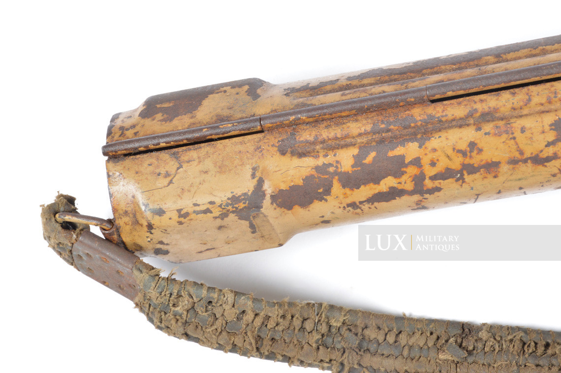 German MG42 spare barrel carrier with « Ersatz » carrying strap - photo 16