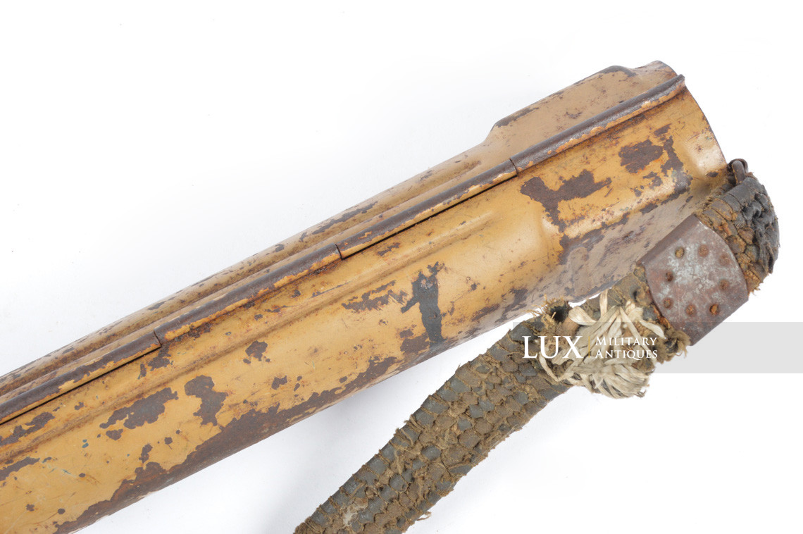 German MG42 spare barrel carrier with « Ersatz » carrying strap - photo 18