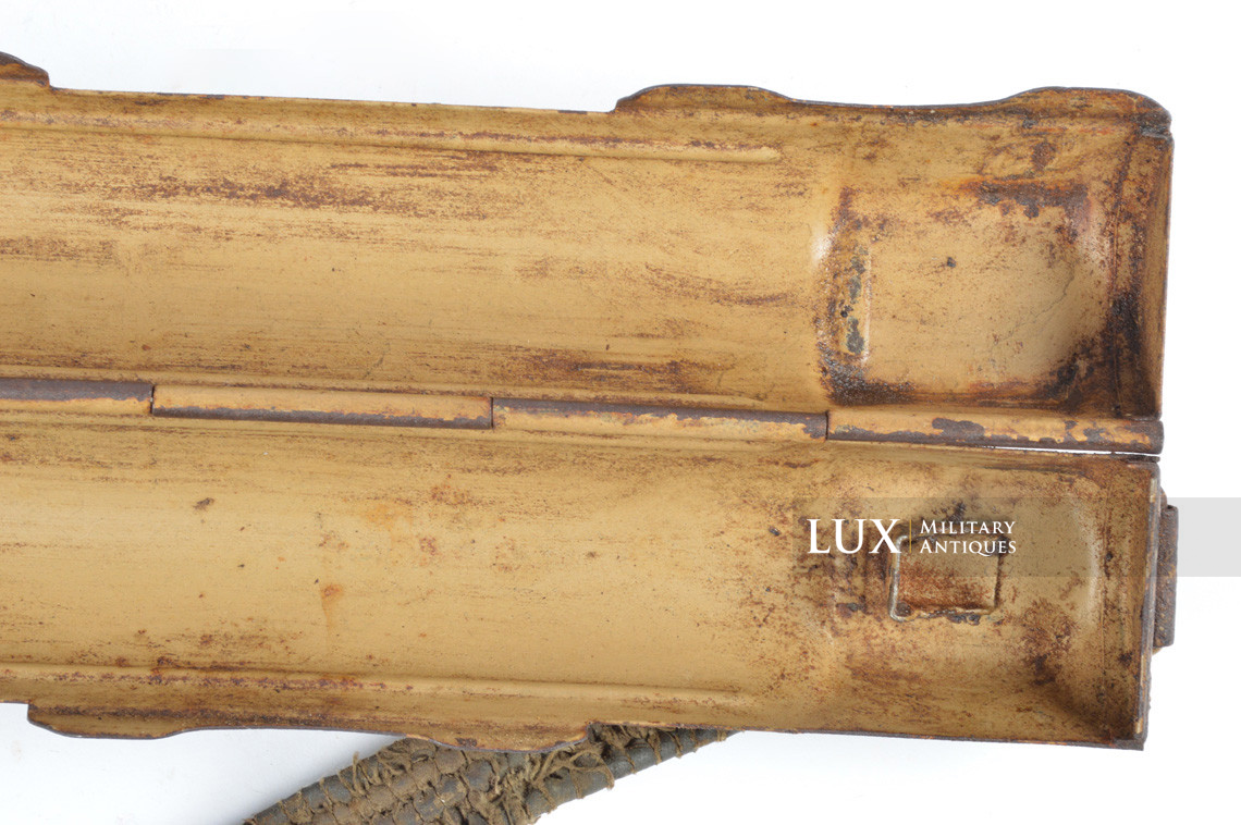 German MG42 spare barrel carrier with « Ersatz » carrying strap - photo 30