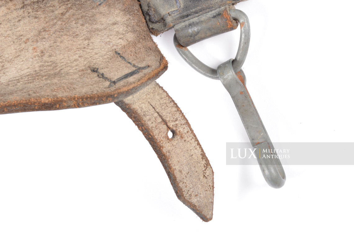 Early Pioneer pick-axe carrier, « 1936 » - photo 12