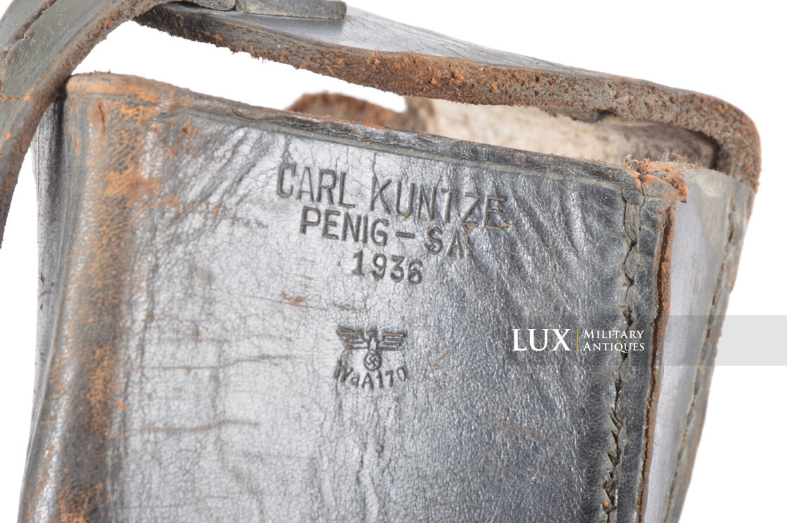 Early Pioneer pick-axe carrier, « 1936 » - photo 14
