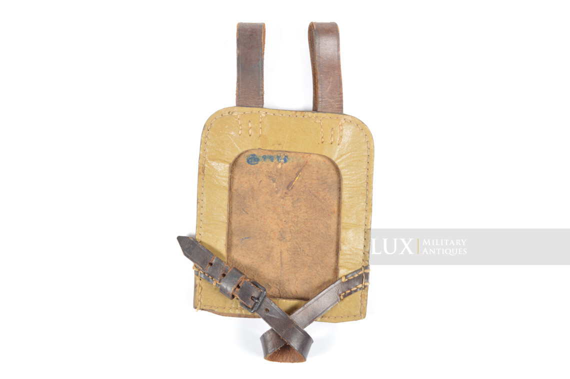 German late-war tan pressed cardboard entrenching tool carrying case - photo 4