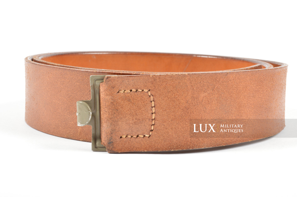 Early German combat service leather belt in natural brown leather, « 1938 » - photo 4