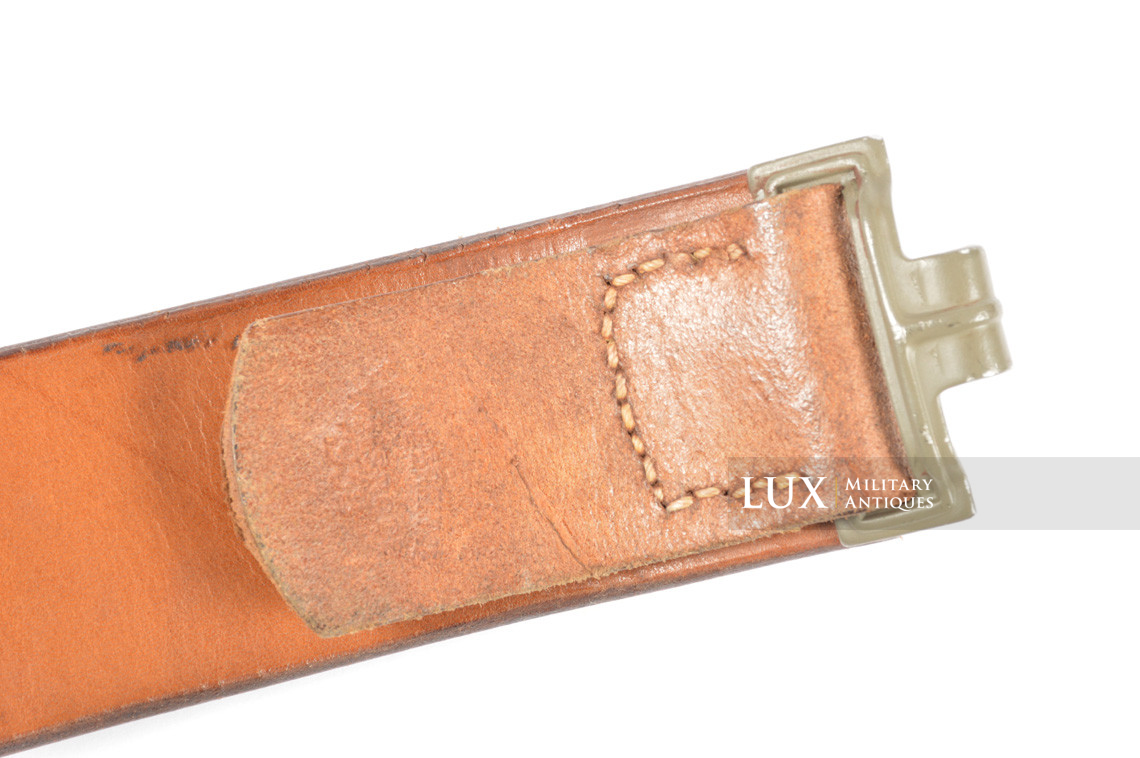 Early German combat service leather belt in natural brown leather, « 1938 » - photo 9