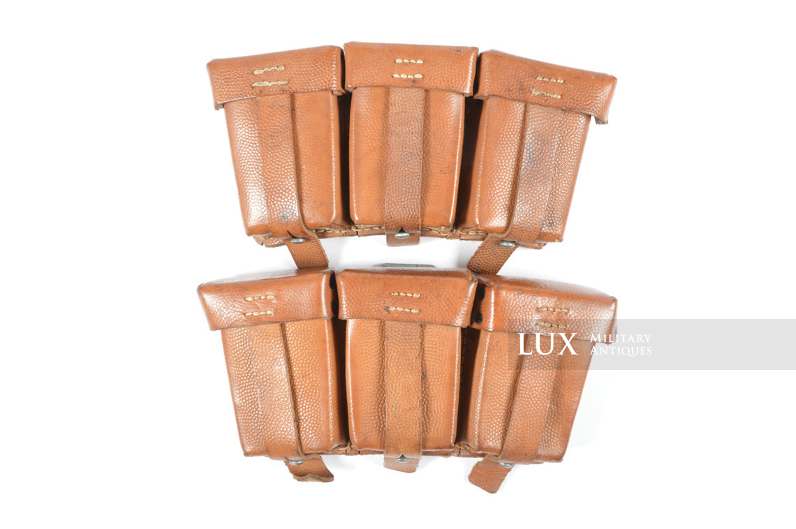 Matching pair of late war k98 ammunition pouches, RBNr « 0/0396/0027 » - photo 4