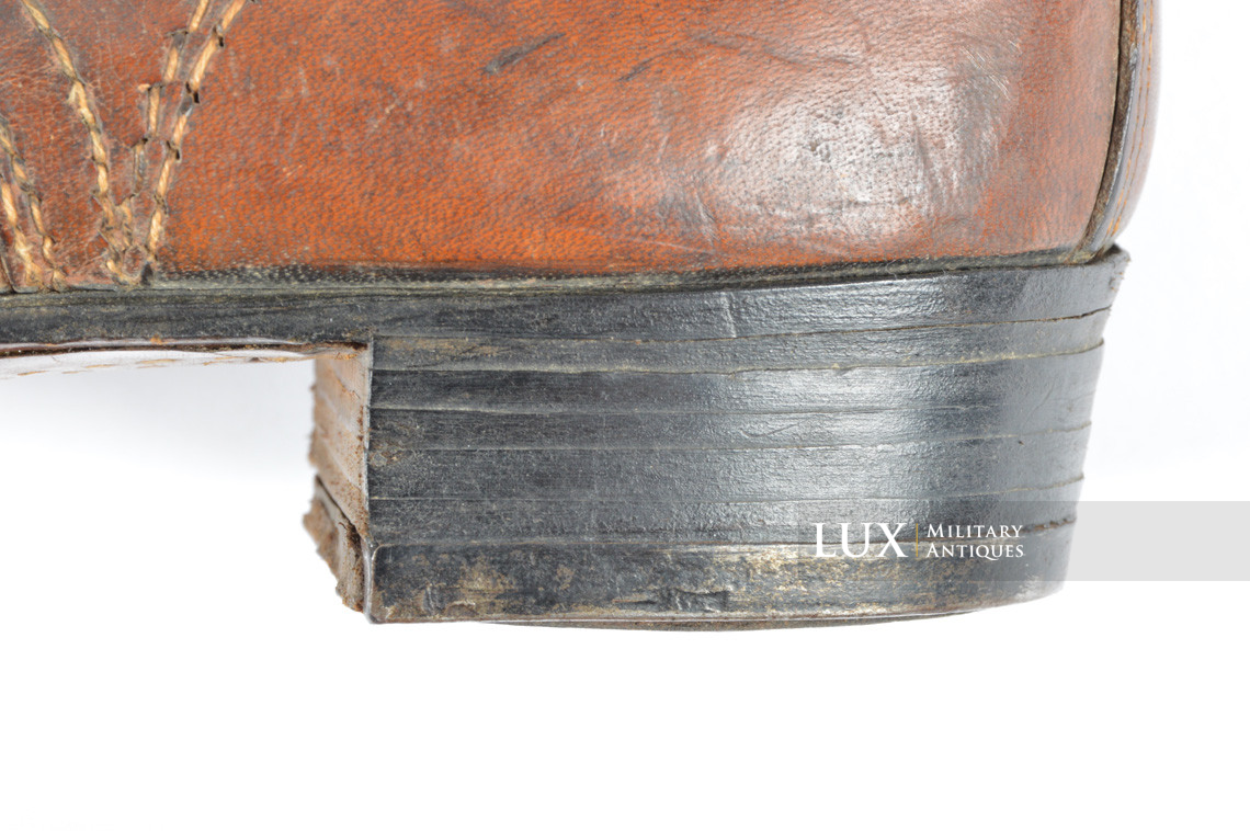 Unissued early-war German low ankle combat boots - photo 10