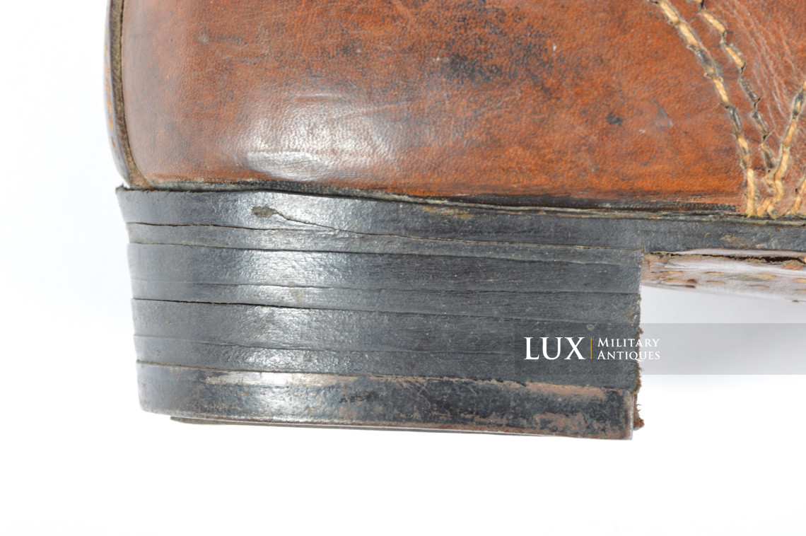 Unissued early-war German low ankle combat boots - photo 13
