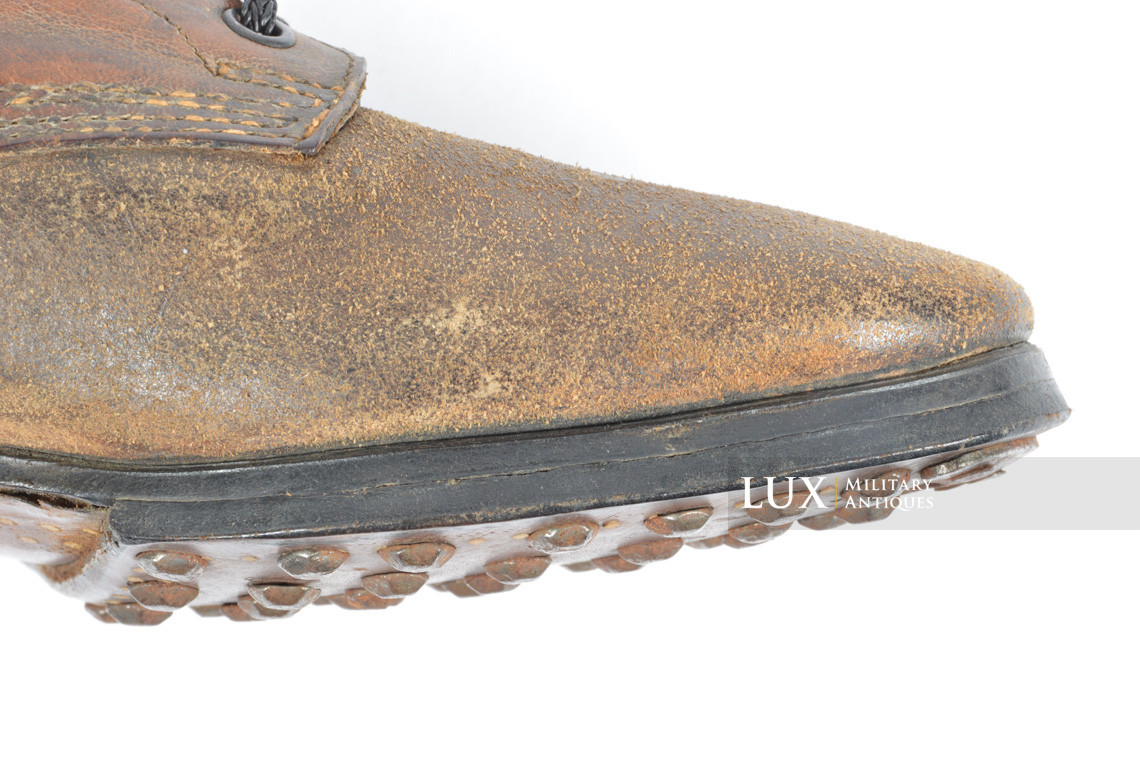 Unissued early-war German low ankle combat boots - photo 14
