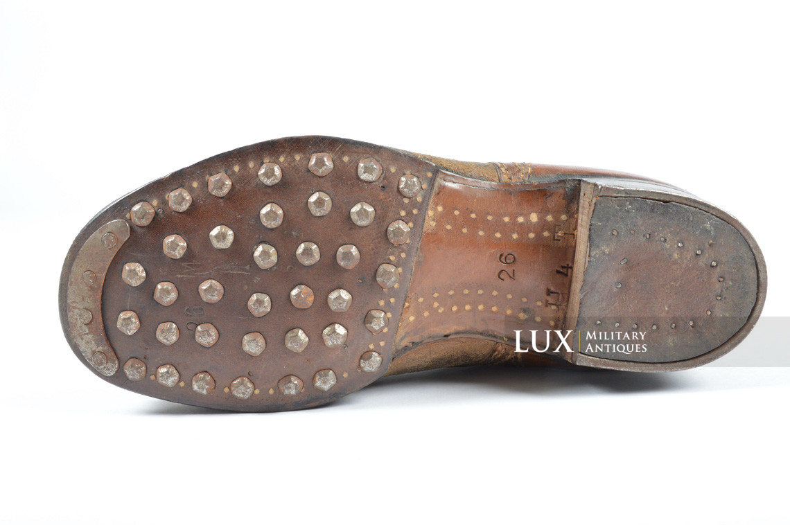 Unissued early-war German low ankle combat boots - photo 17