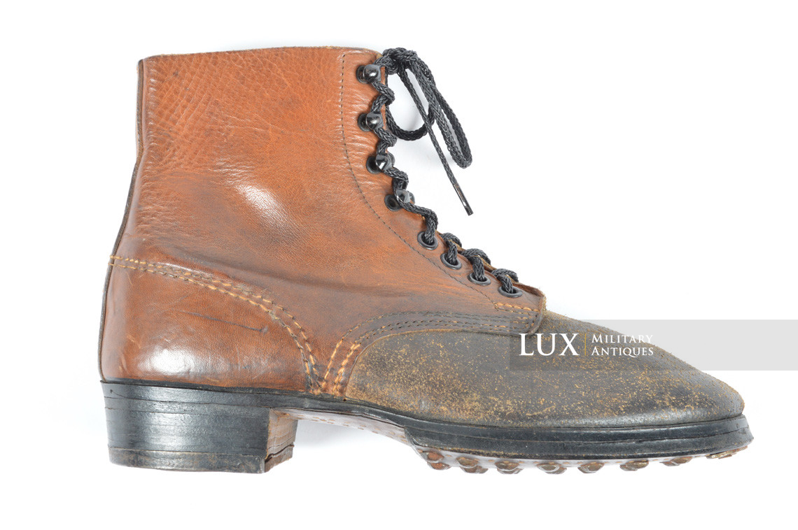 Unissued early-war German low ankle combat boots - photo 22