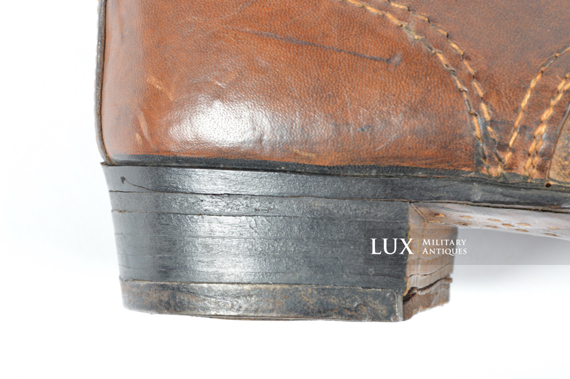 Unissued early-war German low ankle combat boots - photo 24