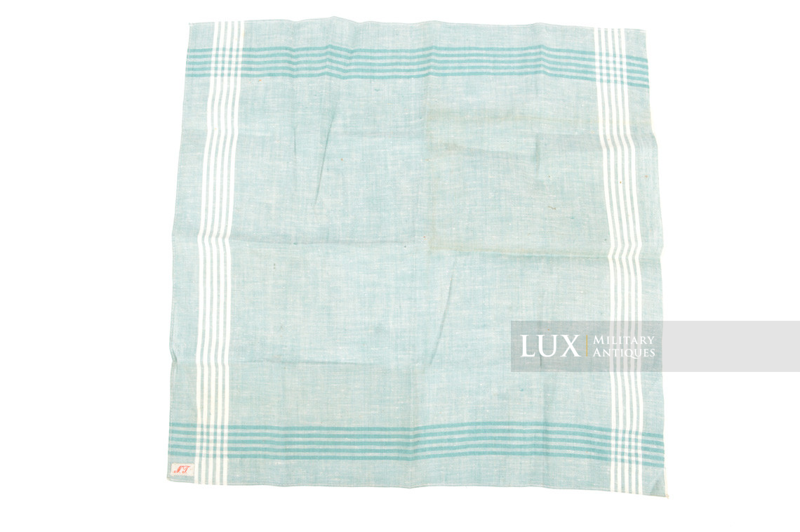 German issue handkerchief - photo 8