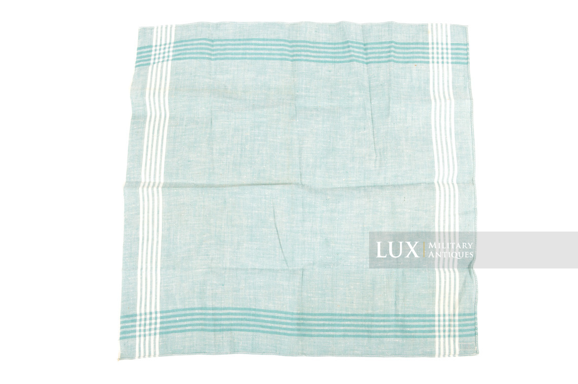 German issue handkerchief - photo 9