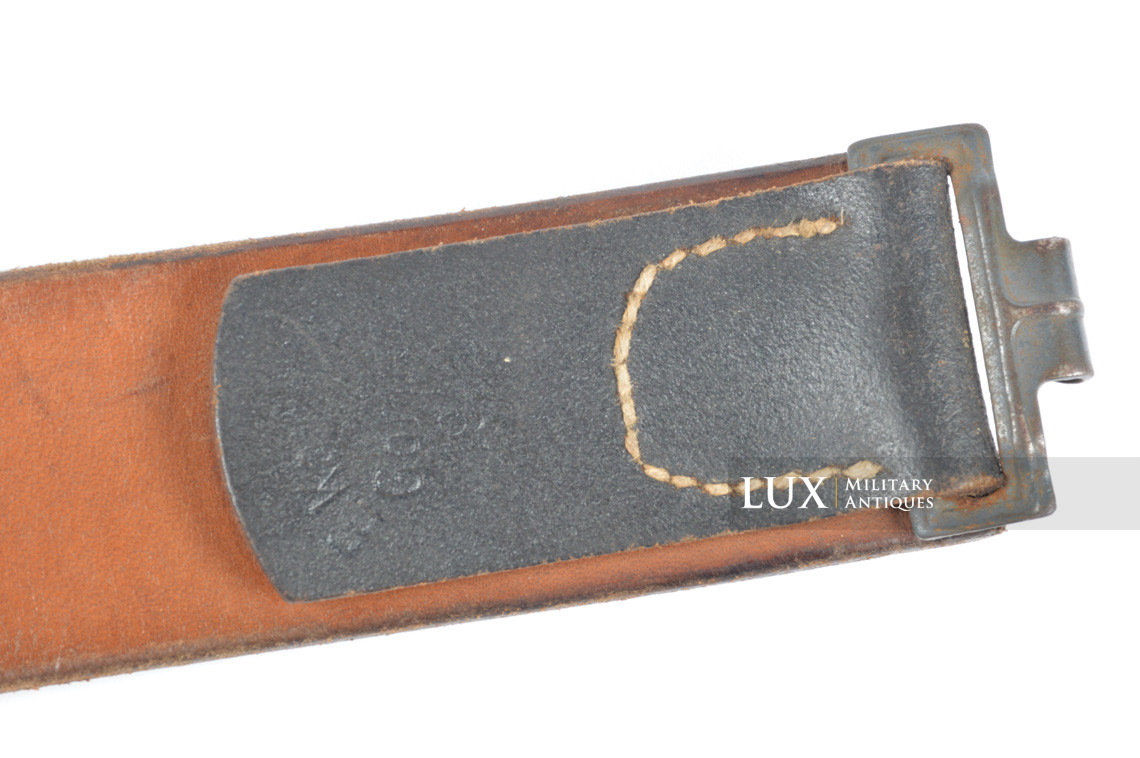 Cuir de ceinturon Heer/Waffen-SS milieu de guerre, « 1942 » - photo 9