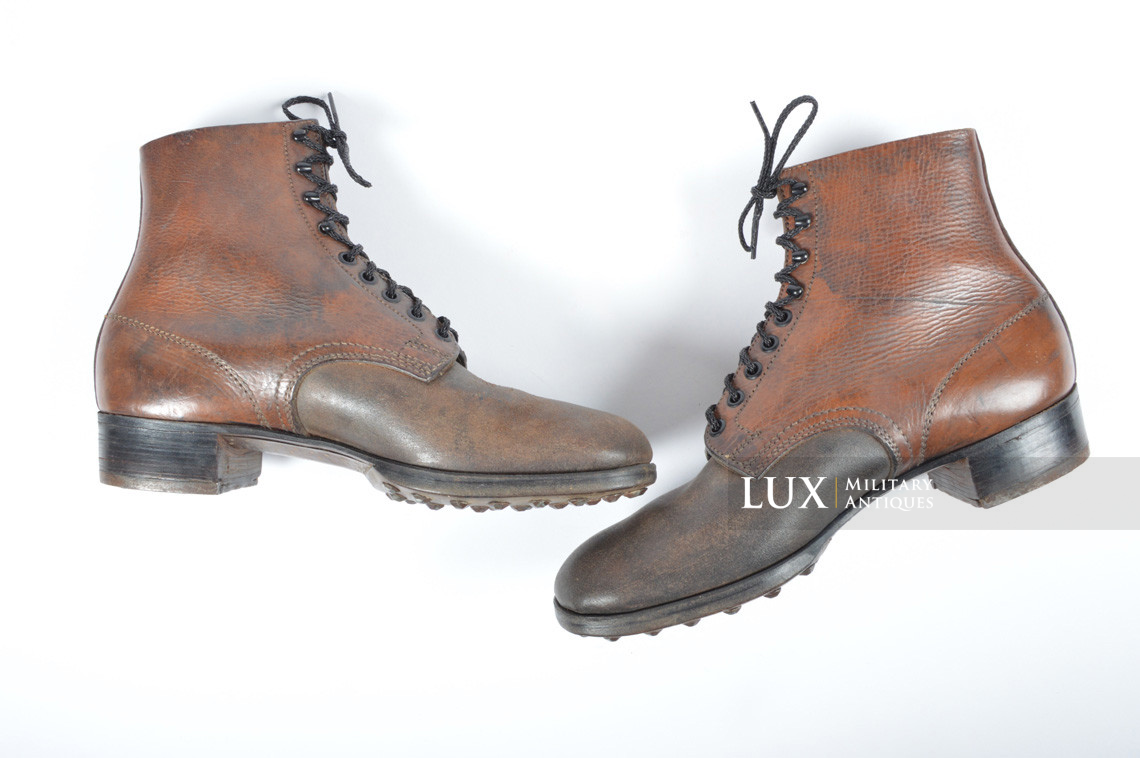 Unissued early-war German low ankle combat boots - photo 7