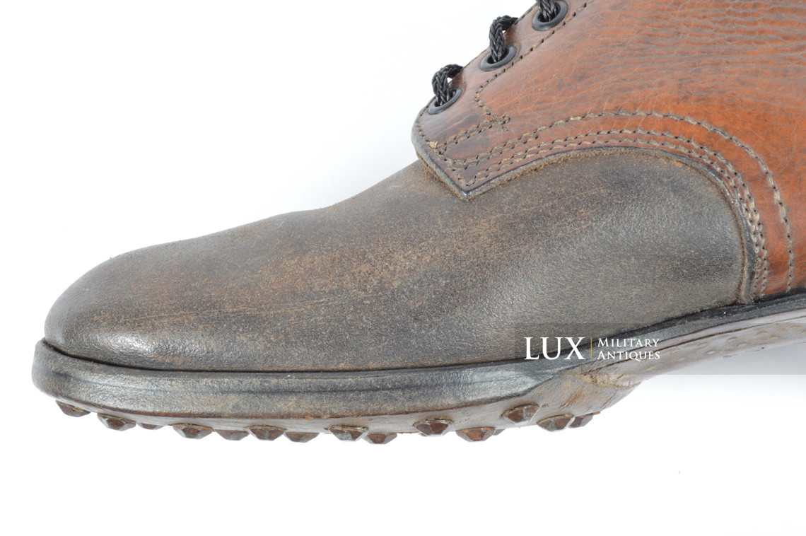 Unissued early-war German low ankle combat boots - photo 33