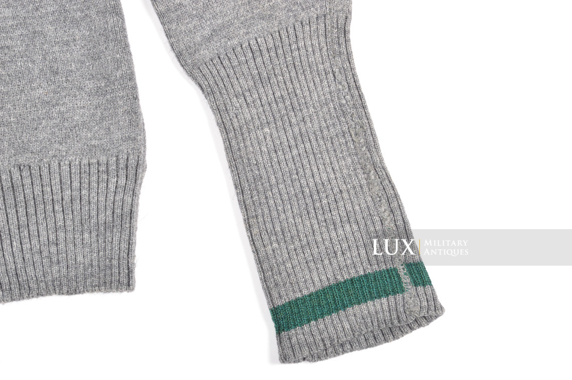 Mid-war German standard issue wool sweater, « green band » - photo 15