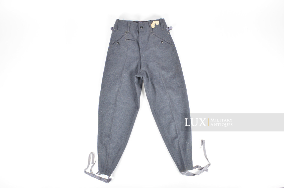Rare unissued Luftwaffe M43 combat trousers, « Keilhose » - photo 16