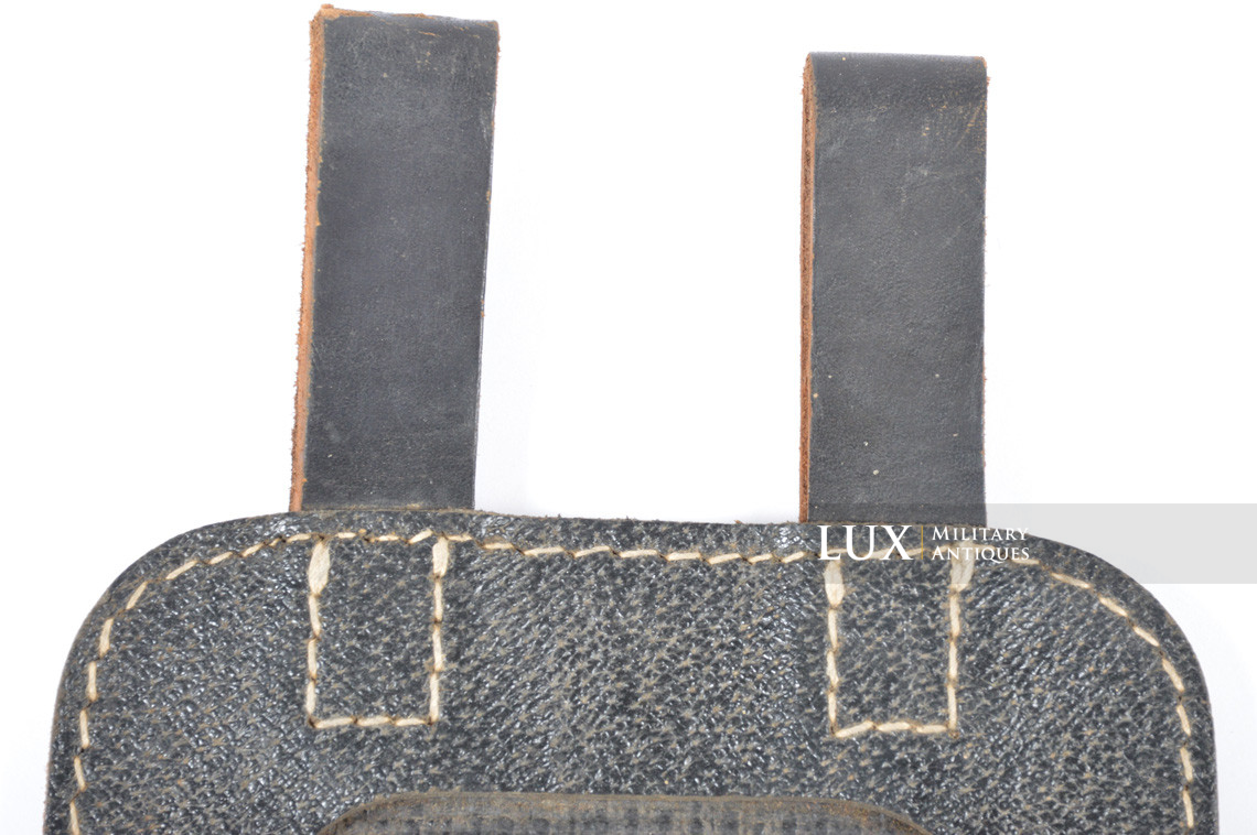Unissued German entrenching tool carrying case in black pressed cardboard, « nju43 » - photo 7