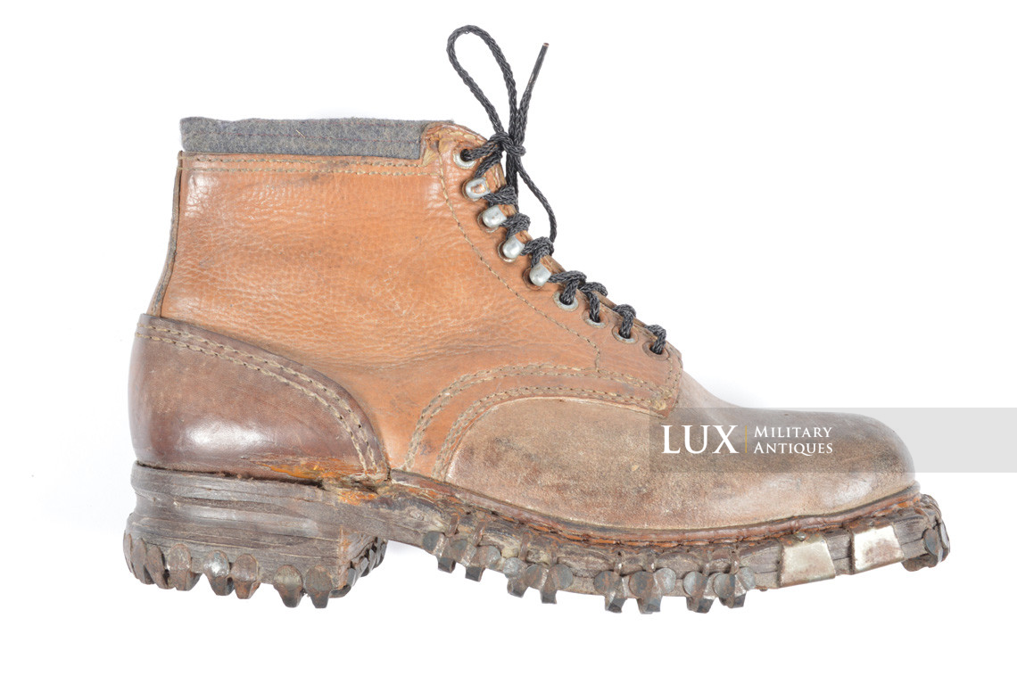 Unissued German mountain trooper's ankle boots, « Gebirgsjäger » - photo 8