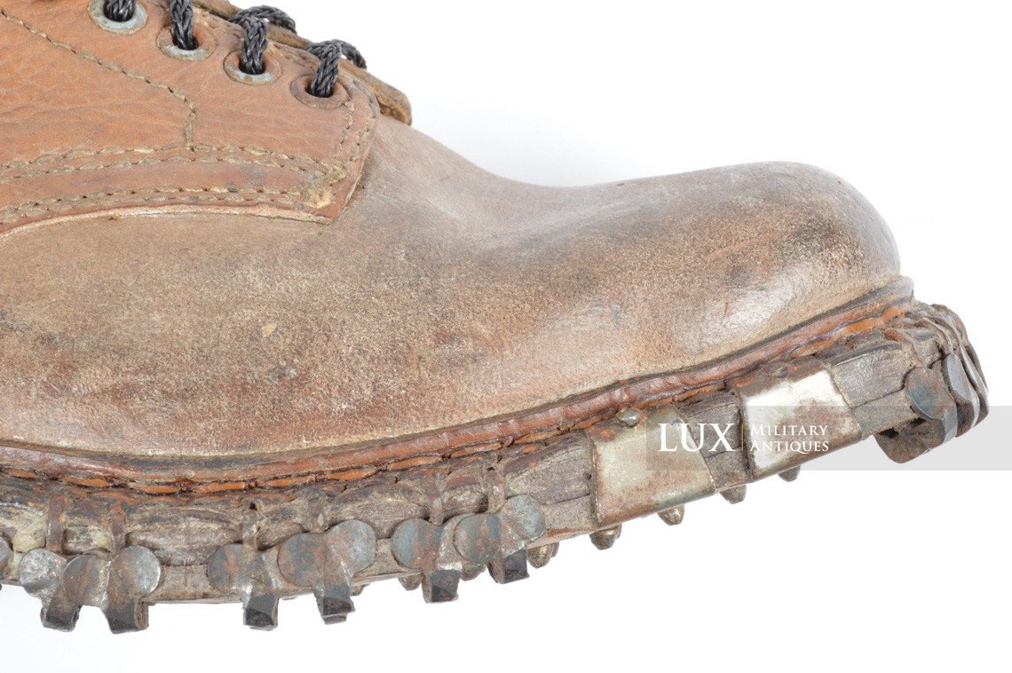 Unissued German mountain trooper's ankle boots, « Gebirgsjäger » - photo 15
