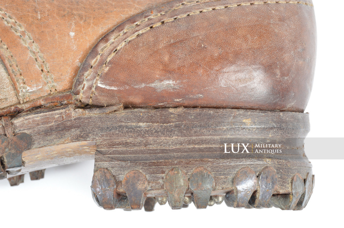Unissued German mountain trooper's ankle boots, « Gebirgsjäger » - photo 18