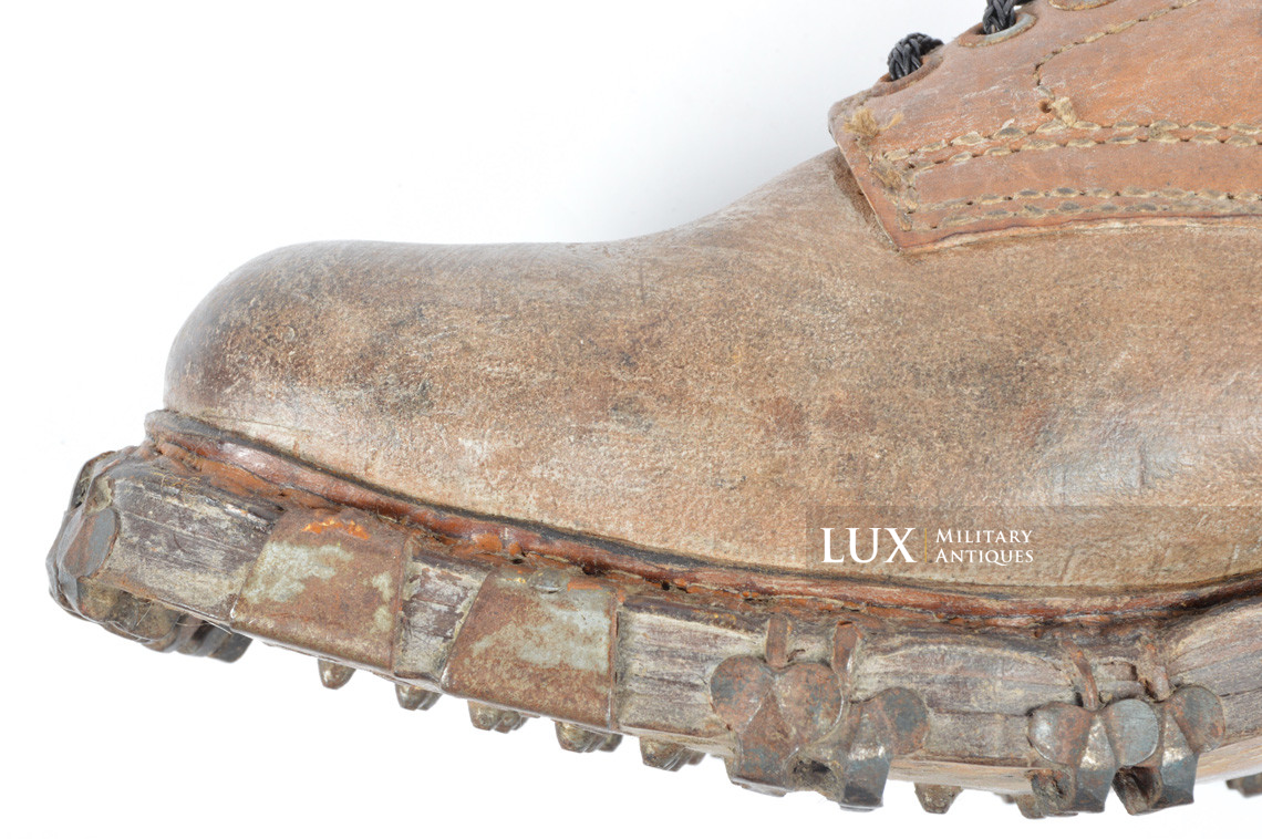 Unissued German mountain trooper's ankle boots, « Gebirgsjäger » - photo 19