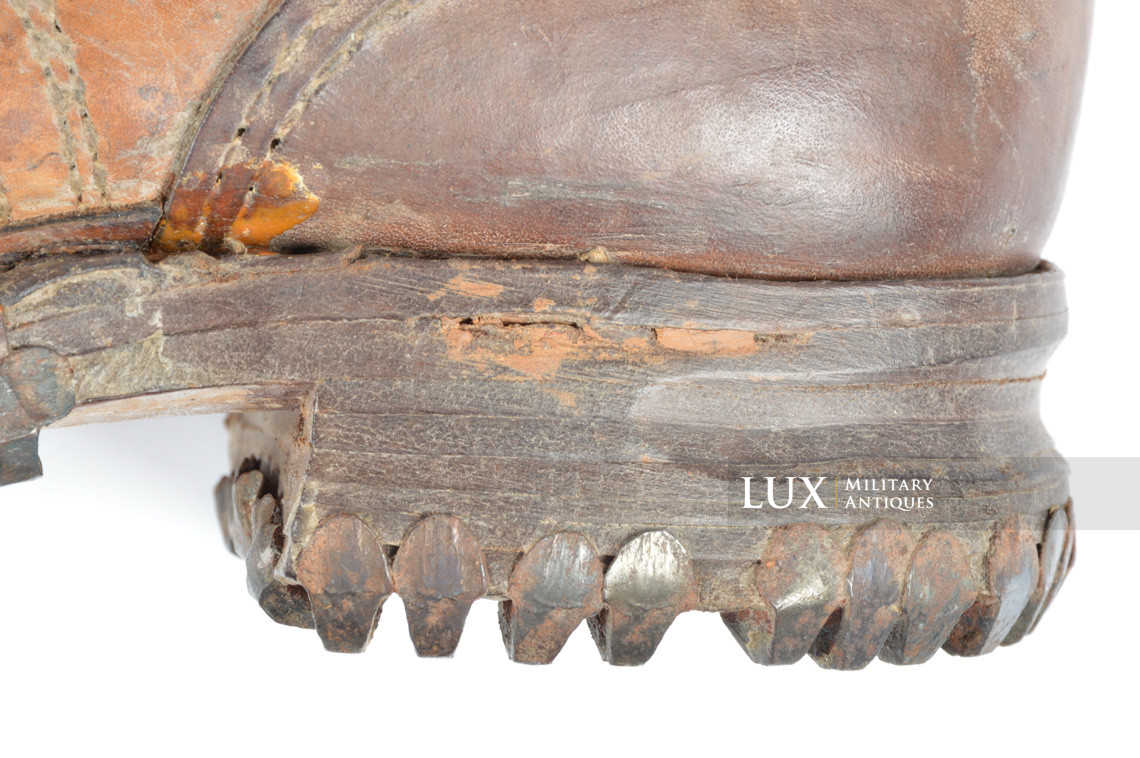 Unissued German mountain trooper's ankle boots, « Gebirgsjäger » - photo 28