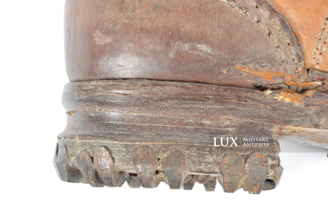 Unissued German mountain trooper's ankle boots, « Gebirgsjäger » - photo 32