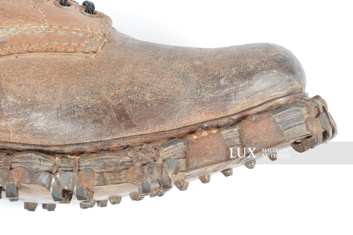 Unissued German mountain trooper's ankle boots, « Gebirgsjäger » - photo 33
