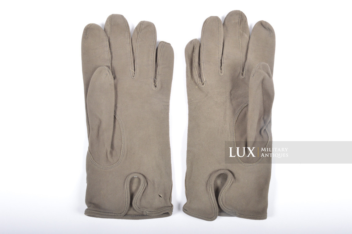 Paire de gants d'officer allemand en cuir de daim - photo 8