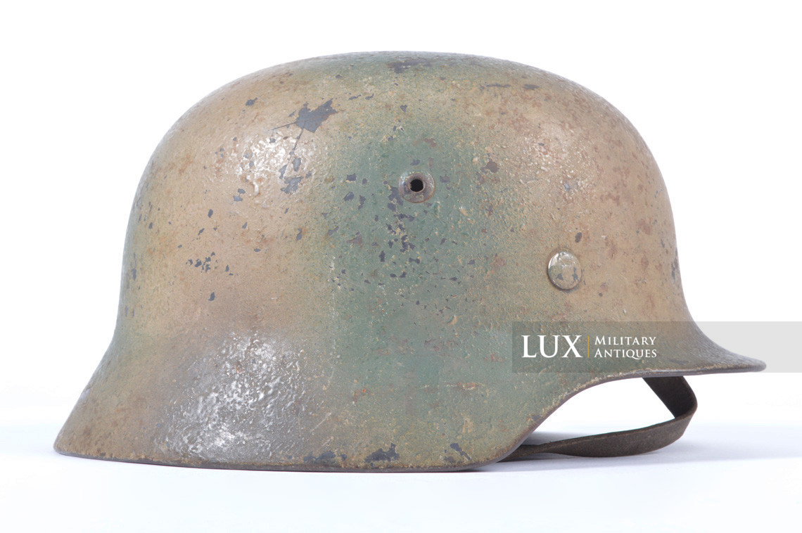 Unique set of German Luftwaffe three tone spray camouflage helmets, « FLAK » - photo 24
