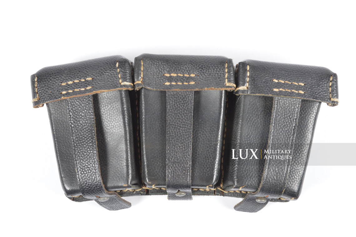 Unissued matching pair of late war k98 ammunition pouches, « RBNr. 0/0560/0101 » - photo 15