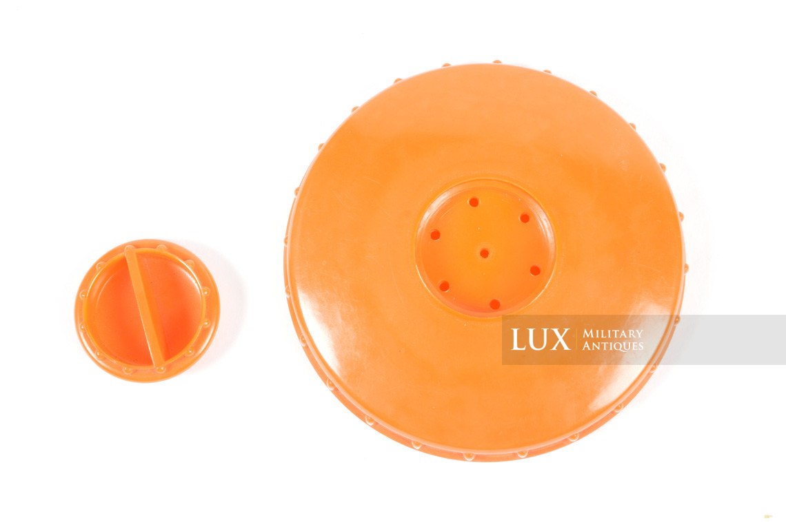 German orange bakelite butterdish - photo 10
