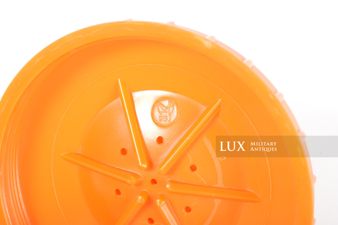 German orange bakelite butterdish - photo 12