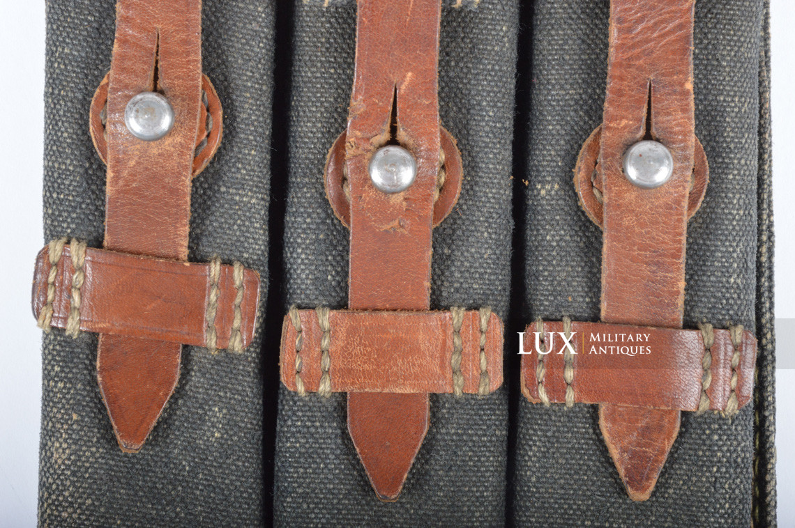 Mid-war MP38/40 blue pouch, first type, « 1942 » - photo 8