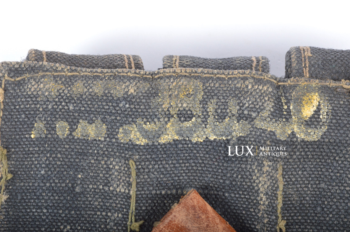 Mid-war MP38/40 blue pouch, first type, « 1942 » - photo 11