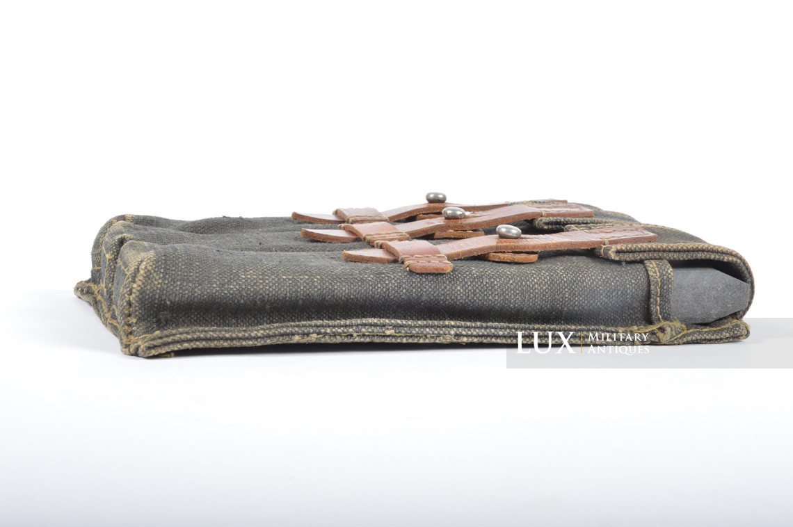 Mid-war MP38/40 blue pouch, first type, « 1942 » - photo 18