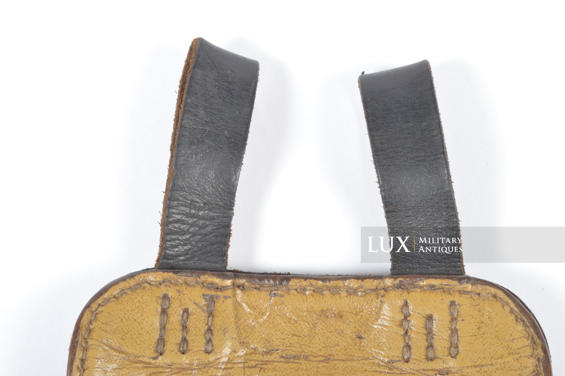 German late-war tan pressed cardboard entrenching tool carrying case, « bdt4 » - photo 15