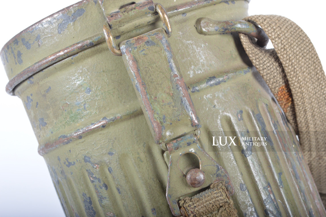 German two-tone camouflage gas mask canister, « untouched » - photo 15