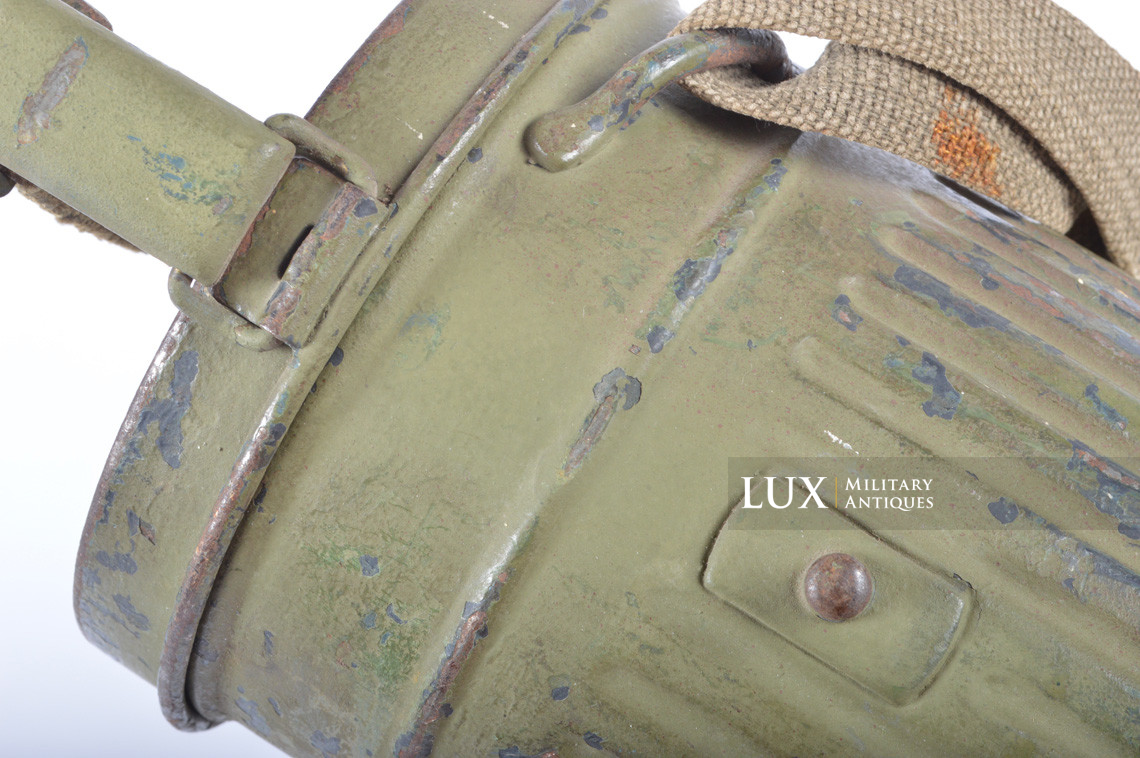 German two-tone camouflage gas mask canister, « untouched » - photo 21