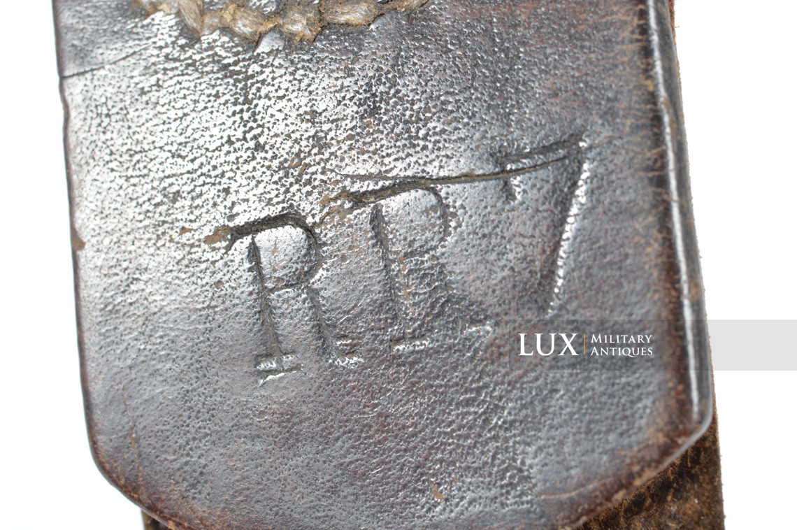 Patelette en cuir de boucle de ceinturon allemand WWI, « RR7 » - photo 9