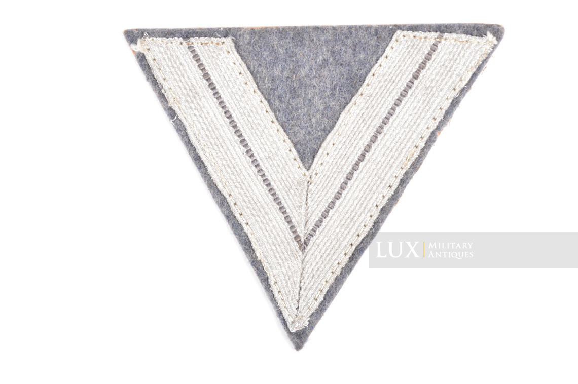 Luftwaffe Obergefreiter’s rank chevron - photo 4